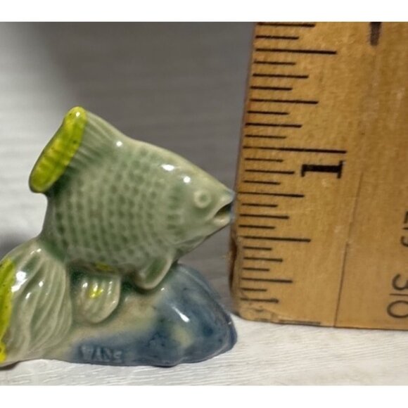 Vintage Wade Wimsies England Green & Yellow Tropical Angel Fish Figurine Mini - Picture 5 of 6